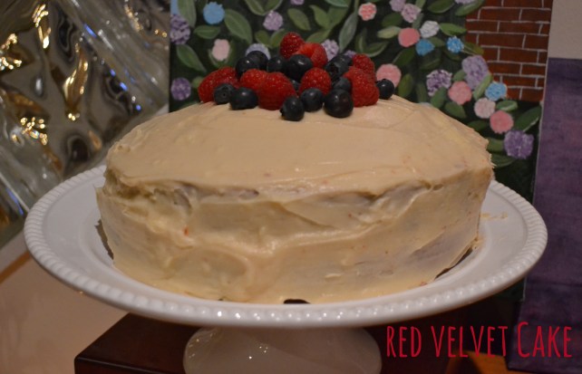 CakewithBerries_RedVelvet
